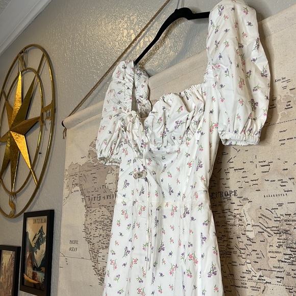 HOUSE OF CB 'Tallulah' White Floral Puff Sleeve Midi Dress NWOT - Picture 9 of 14